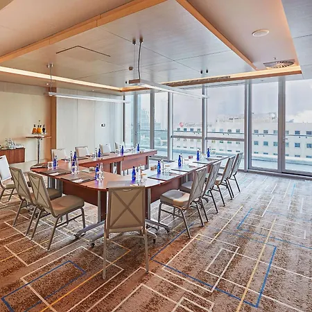 Hotel Wyndham Grand Levent & Conference Center 5*
