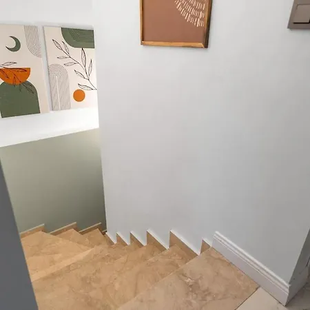 Luxury Scandinavian Design 2br Duplex Near Tomtom Apartment