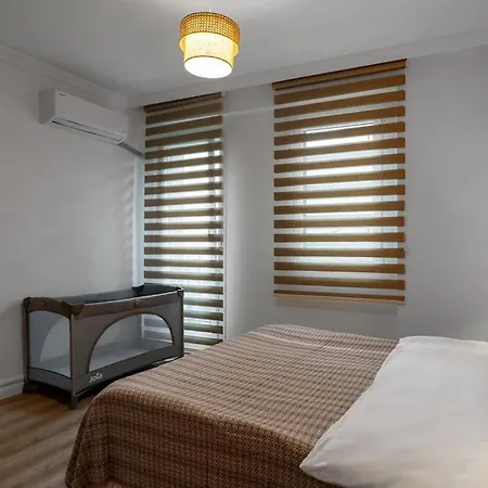 Luxury Scandinavian Design 2br Duplex Near Tomtom Apartment *