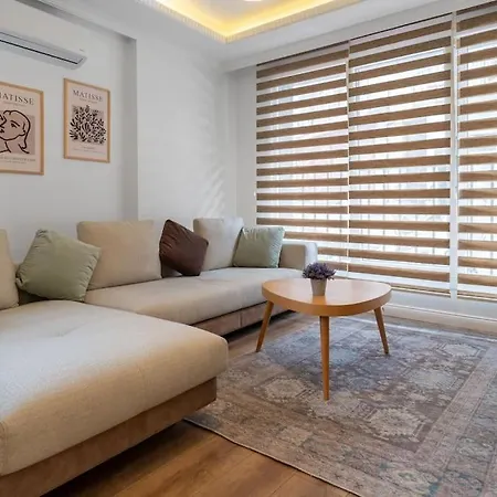 Apartment Luxury Scandinavian Design 2br Duplex Near Tomtom