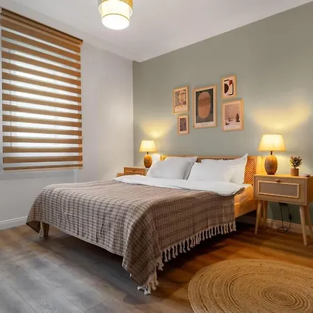 Apartment Luxury Scandinavian Design 2br Duplex Near Tomtom *