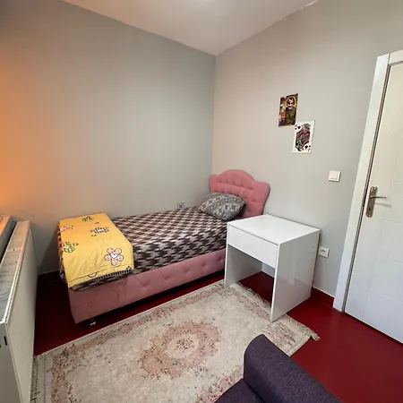 Transit Kapselhotel *