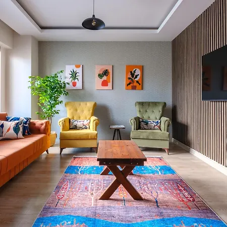 Colorful Flat Near Torium And Beylikduzu Metrobus