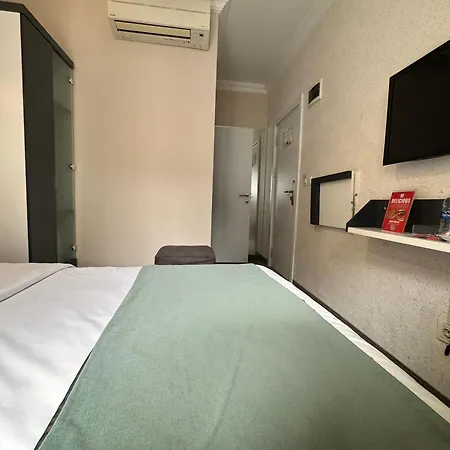 Hotels And Suites Platine Hotel Istanbul