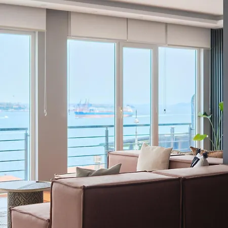 Apartamento Modern Duplex Bosphorus View With Teracce Estambul