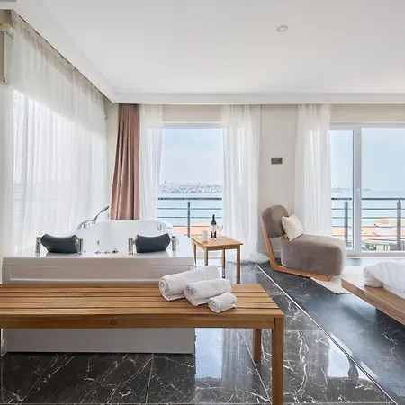 Modern Duplex Bosphorus View With Teracce Apartamento