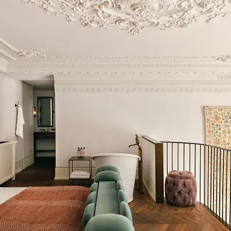 Soho House 5*