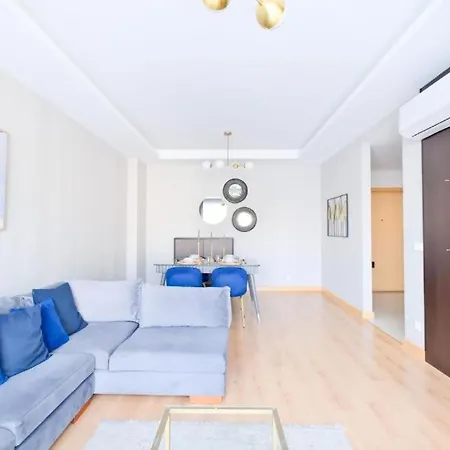 Pol Apartment
