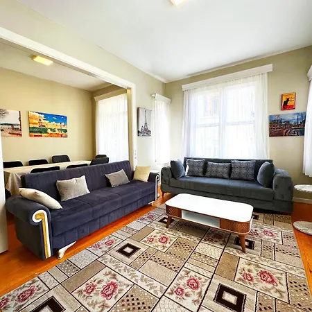 Apartmanhotel Hkn Large Four-bedroom House In A Location2