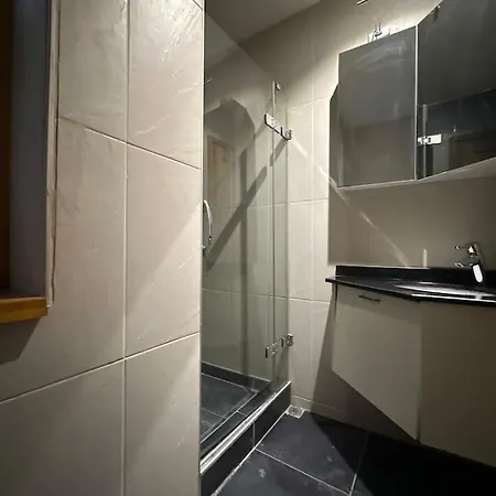 2br, 2ba, Ground Flr Of Historical Building, Galata * Estambul