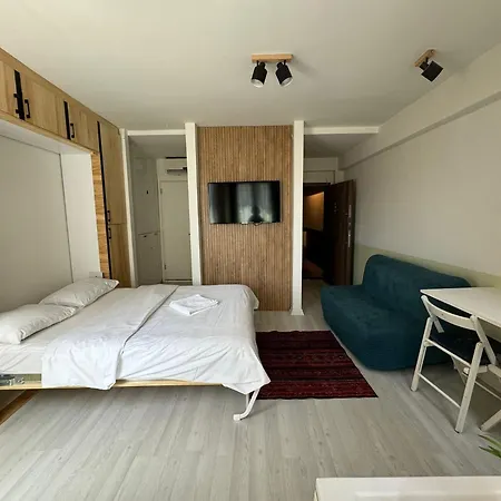 Hub Flats Hotel 4*