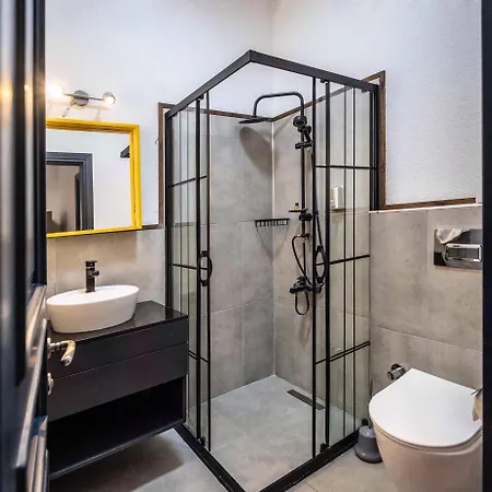 Ganbaru Tours - Private Triplex&duplex Istambul