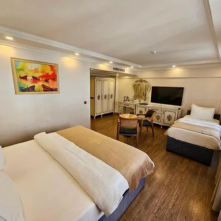 Almadina Hotel 3*