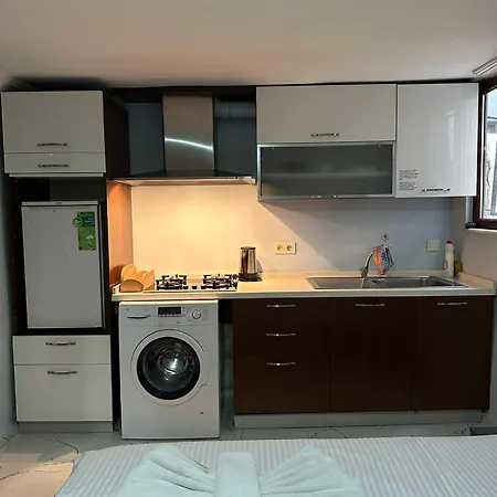 Awwa Apartman *