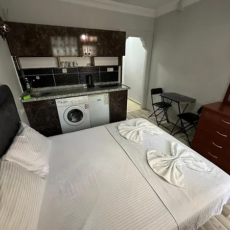 Awwa Apartman *