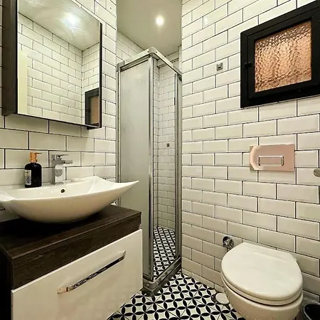 Triplex In Taksim Square With 4 Bedroom 빌라 *