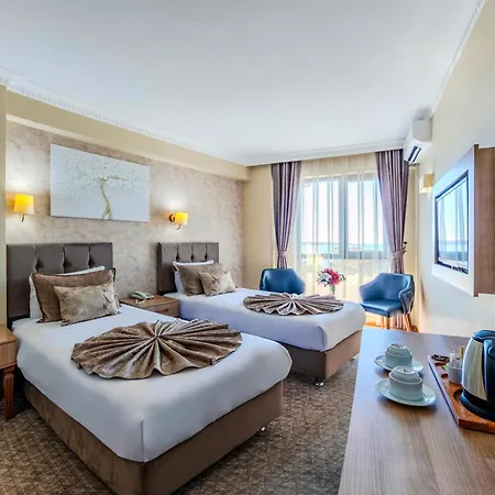 Отель Sultan Hamit 3*