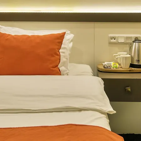 Duck Hotel 3*