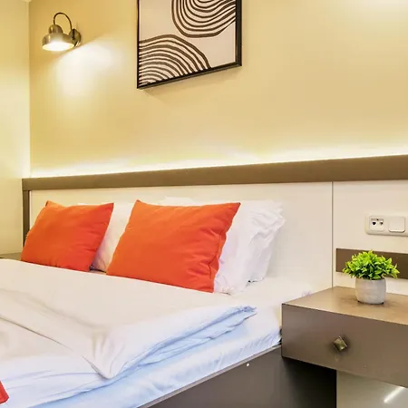 Duck Hotel 3*