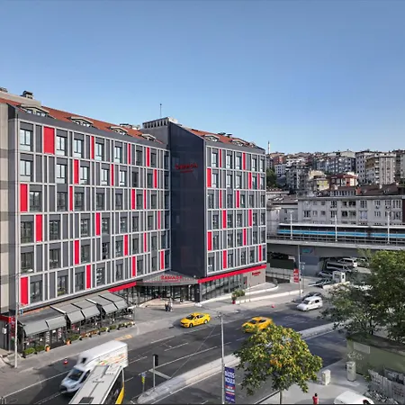 Ramada By Wyndham Alibeykoy Hotel