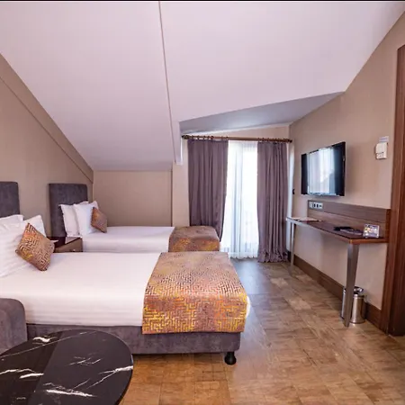 Ramada By Wyndham Alibeykoy Hotel