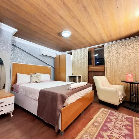 Hotel The New Season *