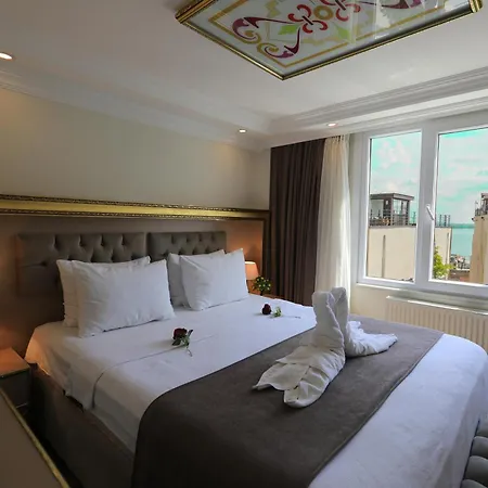 Blue Zerzevan Otel 4*