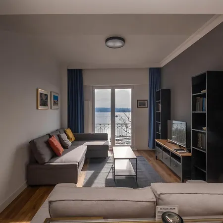 Apartament Trendy Waterfront With A Striking View *