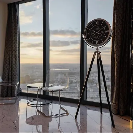 Lavish 40 Floor Skyviwe Ist
