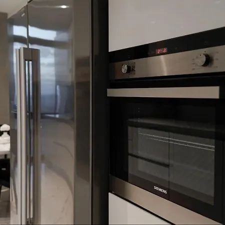 Lavish 40 Floor Skyviwe Ist