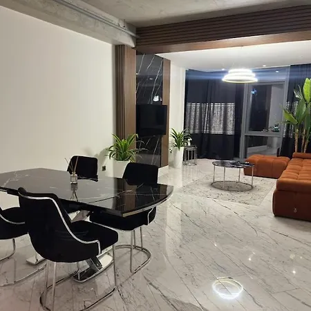 Stunning Skyview Luxury Floor 40 Estambul