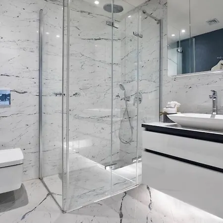 Apartment Elegant 2 Bedroom Sinpas Queen Gym Pools *
