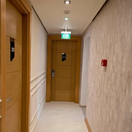 Hotel Xloft 3*