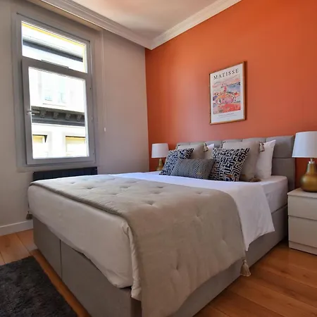 Cozy Renovated 3br Near Taksim- Santur D10 * Istanbul