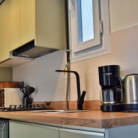 Cozy Renovated 3br Near Taksim- Santur D10
