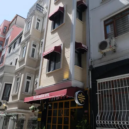 Yellow Mansion Aparthotel