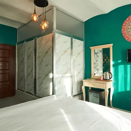 Galata Pearl Otel 3*