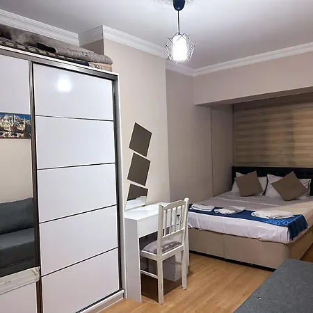 Zeki Bey Stambuł