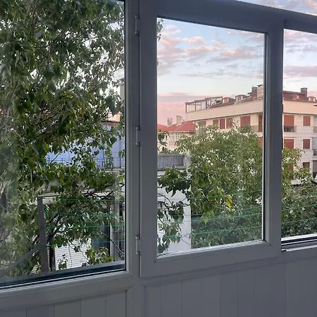 Spacious Flat With Wide View Daire
