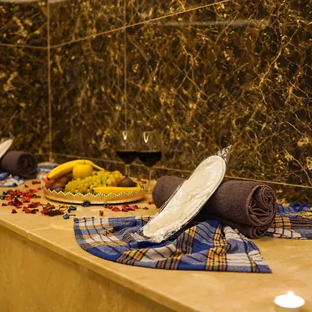 Cip & - Bakirkoey Center 4*