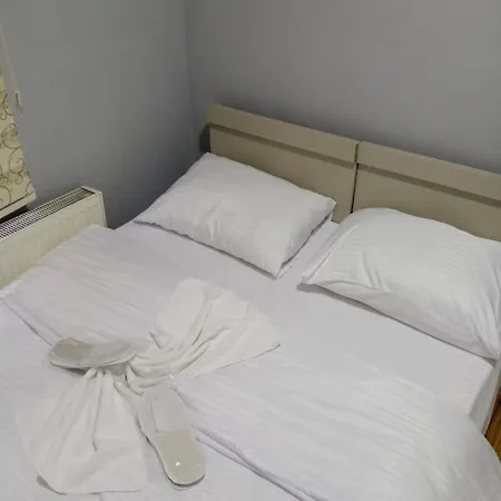 Taksim Otel 2*