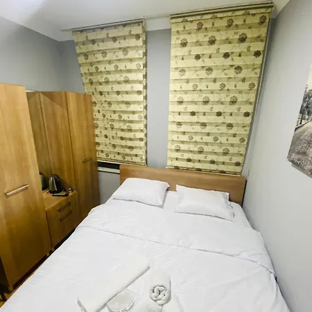 Taksim Otel 2*