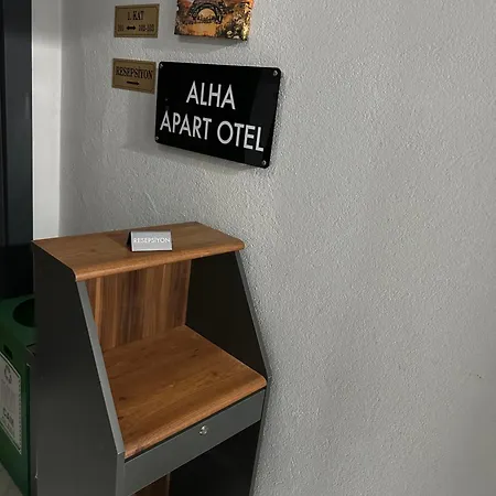 Alha Apart Otel *