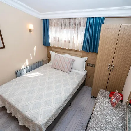 Szálloda Grand Reis 2*