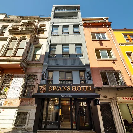 Swans Old Grand Bazaar * Istanbul
