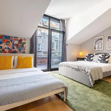 Fourlex House With Central Location Apartament *