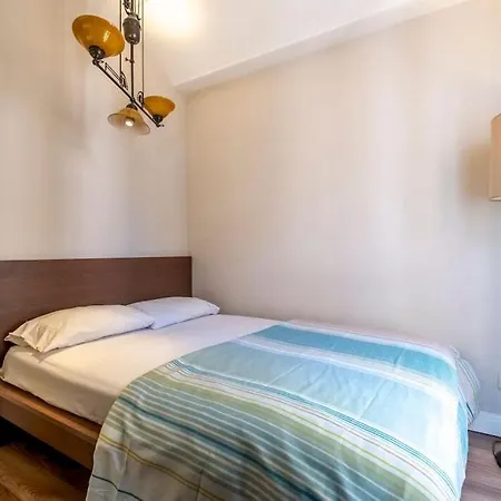 Spacious Apartment, 1-min To Taksim Square * Istanbul