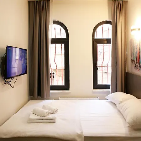 Beans House 3*