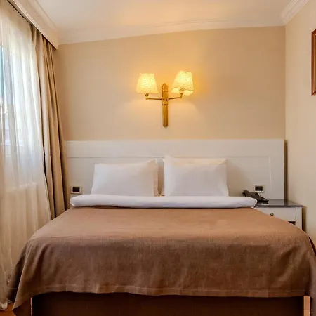 Hotell Peak Star