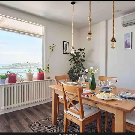 A Million Dollar View In The Heart Of The Apartman Isztambul